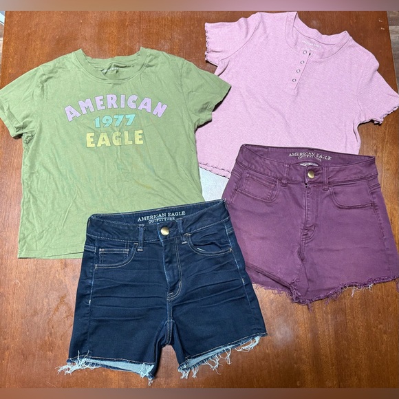AMERICAN EAGLE Bundle w/ 2 Shirts & 2 Shorts - Picture 1 of 6